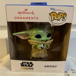 Hallmark ornaments Star Wars the mandalorian grogu funko pop new.